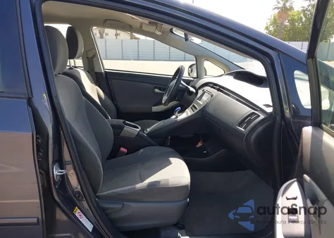 2012 Toyota Prius Two z USA, uszkodzony, nr VIN JTDKN3DU4C1533640